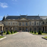 Photo taken at Jardin des Archives Nationales by Aaron on 6/3/2023