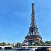 Photo taken at Batobus [Tour Eiffel] by Aaron on 6/4/2023