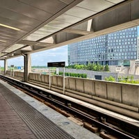 Photo taken at Tysons Metro Station by Aaron on 5/25/2024