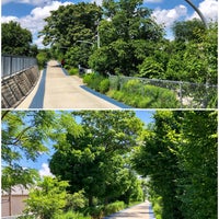 Photo taken at Bloomingdale Trail - Albany Whipple Park Entrance by Aaron on 7/15/2022