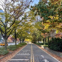 Photo taken at Hudson River Greenway Running Path by Aaron on 11/14/2022
