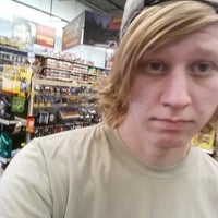Photo taken at Advance Auto Parts by Jeden R. on 8/17/2016
