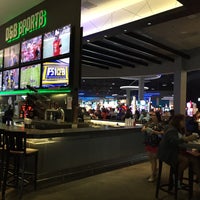 Photo taken at Dave &amp;amp; Buster&amp;#39;s by Jeffrey L. on 9/3/2016