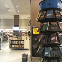 Foto tirada no(a) Saraiva MegaStore por Tulinho B. em 1/19/2013