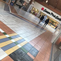 2/20/2017 tarihinde Dario D.ziyaretçi tarafından Louis Joliet Mall'de çekilen fotoğraf