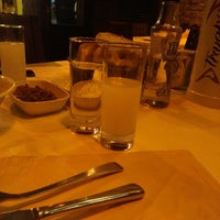 Das Foto wurde bei Tiryaki Restaurant von Özkan Ç. am 1/14/2017 aufgenommen