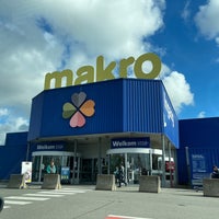 Photo taken at Makro by Gerry D. on 10/25/2022