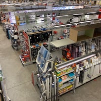 Photo taken at Makro by Gerry D. on 4/29/2019