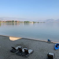 Photo taken at Coast Osoyoos Beach Hotel by Vic P. on 9/12/2020