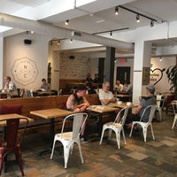 Photo prise au Nektar Caféologue par Carolyne G. le8/24/2018