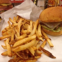 Photo taken at MOOYAH Burgers, Fries &amp; Shakes by Bob N. on 11/1/2014