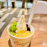 Photo taken at Pinkberry by Missy M. on 3/10/2022
