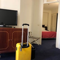 Foto tirada no(a) Holiday Inn Madrid - Bernabeu por Coccy D. em 1/18/2019