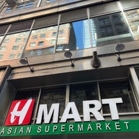 Photo taken at H Mart Asian Supermarket by Juli on 3/1/2024