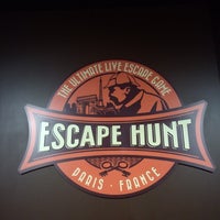 Photo taken at Escape Hunt Paris by Vincent L. on 10/15/2015