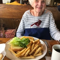 5/9/2018 tarihinde Sandra T.ziyaretçi tarafından Jack Baker&#39;s Wharfside Restaurant'de çekilen fotoğraf