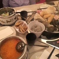 12/25/2018 tarihinde Weiley O.ziyaretçi tarafından Lan Ting Hot Pot BBQ'de çekilen fotoğraf