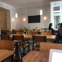 4/20/2018 tarihinde @tessa H.ziyaretçi tarafından Neumanns Café'de çekilen fotoğraf
