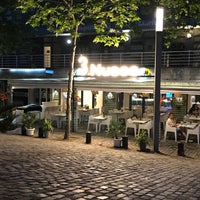 Photo prise au 3 Nusos Restaurant par Şerife A. le6/14/2017