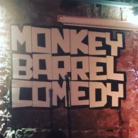 Photo taken at Monkey Barrel Comedy by Kirsty B. on 4/7/2018