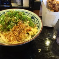 Photo taken at 丸亀製麺 松山店 by しろぴー on 10/7/2018