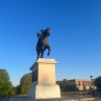 Photo taken at Statue Équestre d&amp;#39;Henri IV by Jordan on 4/20/2023