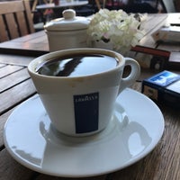 รูปภาพถ่ายที่ Café Mia โดย Ceren Oya Ş. เมื่อ 9/2/2017