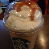 Photo taken at Starbucks by Hideyuki T. on 6/10/2016