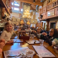 Photo taken at Moosejaw Pizza &amp;amp; Dells Brewing Co by Ryan G. on 3/23/2022
