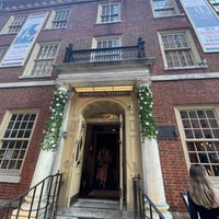 Photo taken at Fraunces Tavern by Randy on 10/3/2023