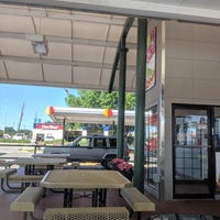 Photo taken at SONIC Drive In by Randy on 5/13/2019