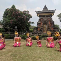 Photo taken at Anjungan Bali by Randy on 8/26/2018