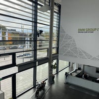 Foto diambil di BMW Group Informationstechnologiezentrum (ITZ) oleh Anderson V. pada 10/18/2019