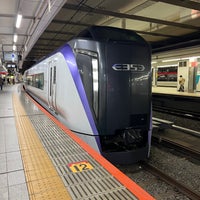 Photo taken at JR Platforms 9-10 by とめ on 11/25/2023