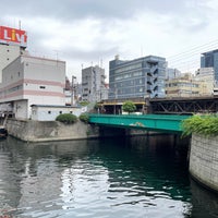 Photo taken at 小石川橋 by とめ on 5/22/2021