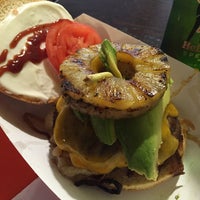 Das Foto wurde bei Kirk&amp;#39;s Steakburgers von @themayorpete am 11/21/2015 aufgenommen