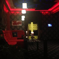 รูปภาพถ่ายที่ Royal Night Club โดย Valeria เมื่อ 11/2/2012
