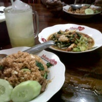 Review WR. Sari Bunga II