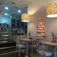 Photo taken at Кафе-пекарня &amp;quot;Корица&amp;quot; by З.С.А 👤 on 2/1/2016
