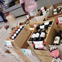 Photo taken at Spec&#39;s Wines, Spirits &amp; Finer Foods by R . on 10/12/2013