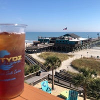 Photo taken at Riptydz Oceanfront Grill And Rooftop Bar by Pete A. on 11/8/2023