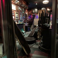 Photo taken at Pop&amp;#39;s Bar by Matt on 9/10/2019