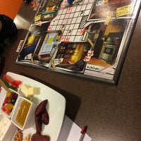 4/14/2017에 Ximena S.님이 The Board Room Game Café에서 찍은 사진