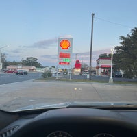 Photo taken at Shell by Raj T. on 11/18/2021