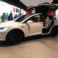 Photo taken at Tesla Motors by Raj T. on 2/11/2018