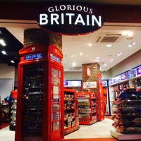 Photo taken at Glorious Britain by Liyana M. on 1/1/2015