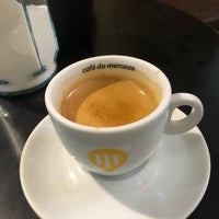 Photo taken at Café do Mercado by Mariane d. on 12/3/2018