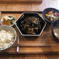 Photo taken at まかでき食堂 by Kasumi H. on 7/16/2019