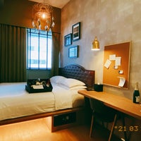 3/26/2021 tarihinde Jesslyn W.ziyaretçi tarafından Hotel Gin Bugis Singapore'de çekilen fotoğraf