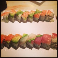 Photo taken at Sushi King by Maria Teresa C. on 6/17/2013